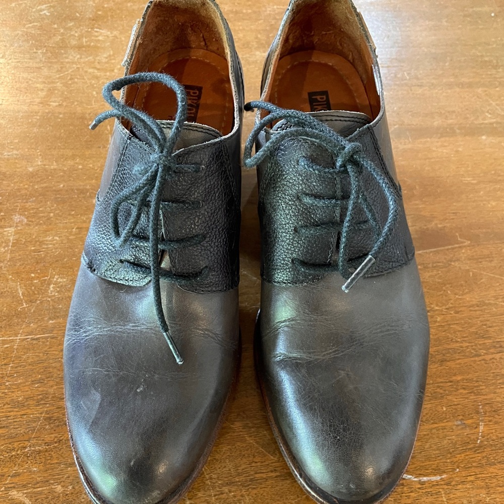 PIKOLINOS Gray Ankle Boots with Classic Design - Picture 3 of 7